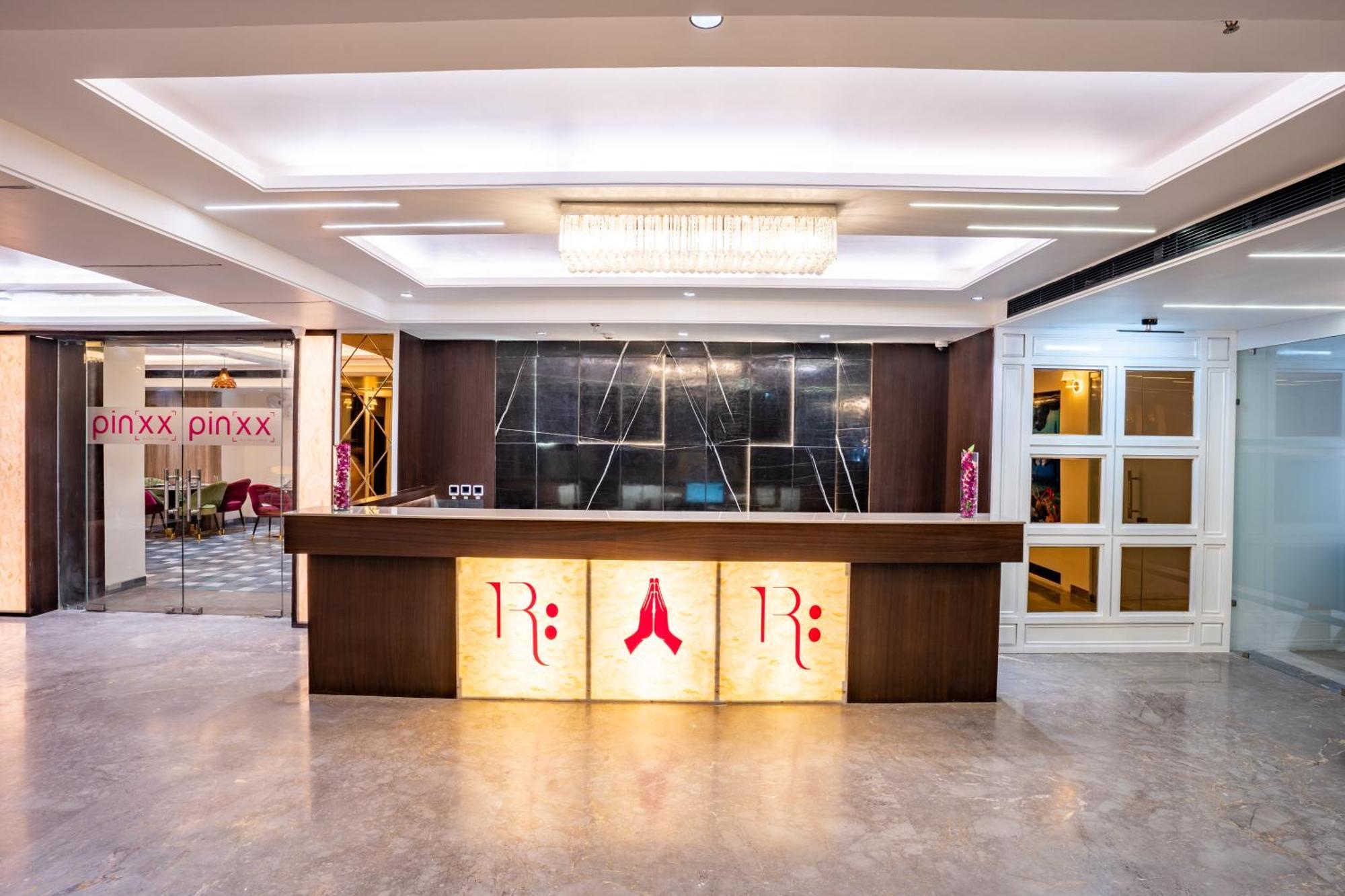 Regenta Place Raaj Agra, Tajganj アーグラ エクステリア 写真