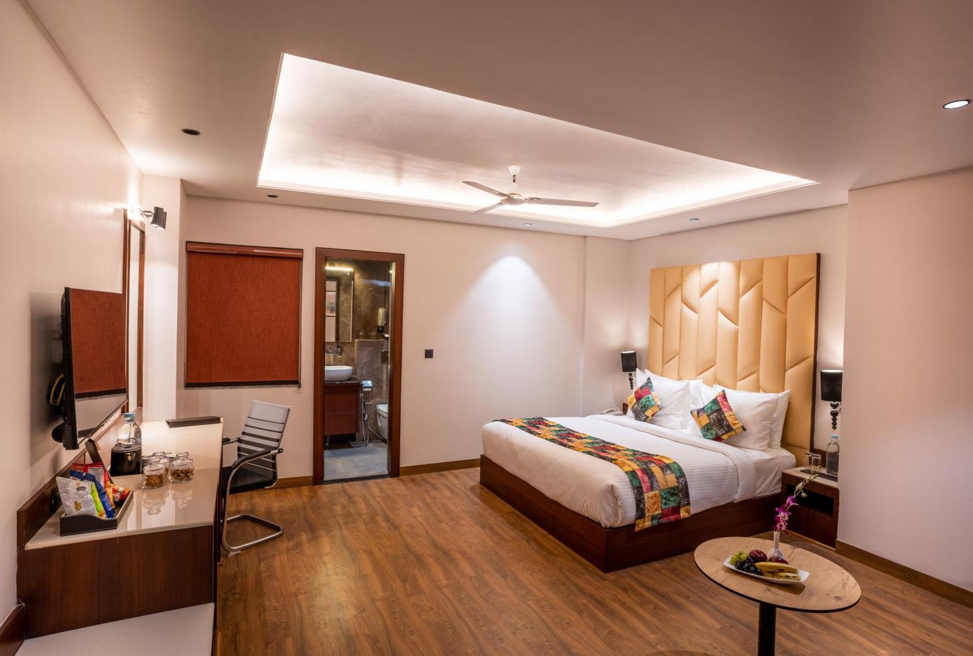 Regenta Place Raaj Agra, Tajganj アーグラ エクステリア 写真