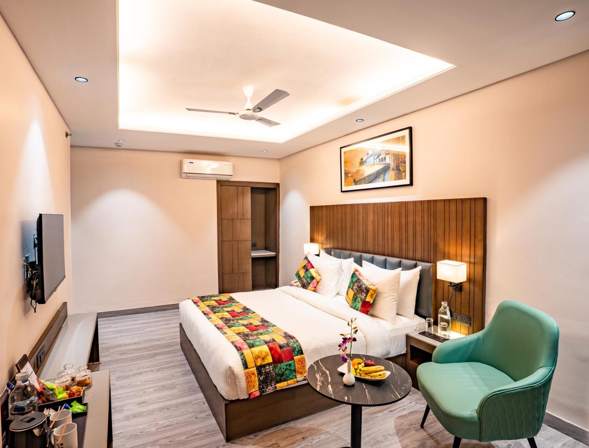 Regenta Place Raaj Agra, Tajganj アーグラ エクステリア 写真